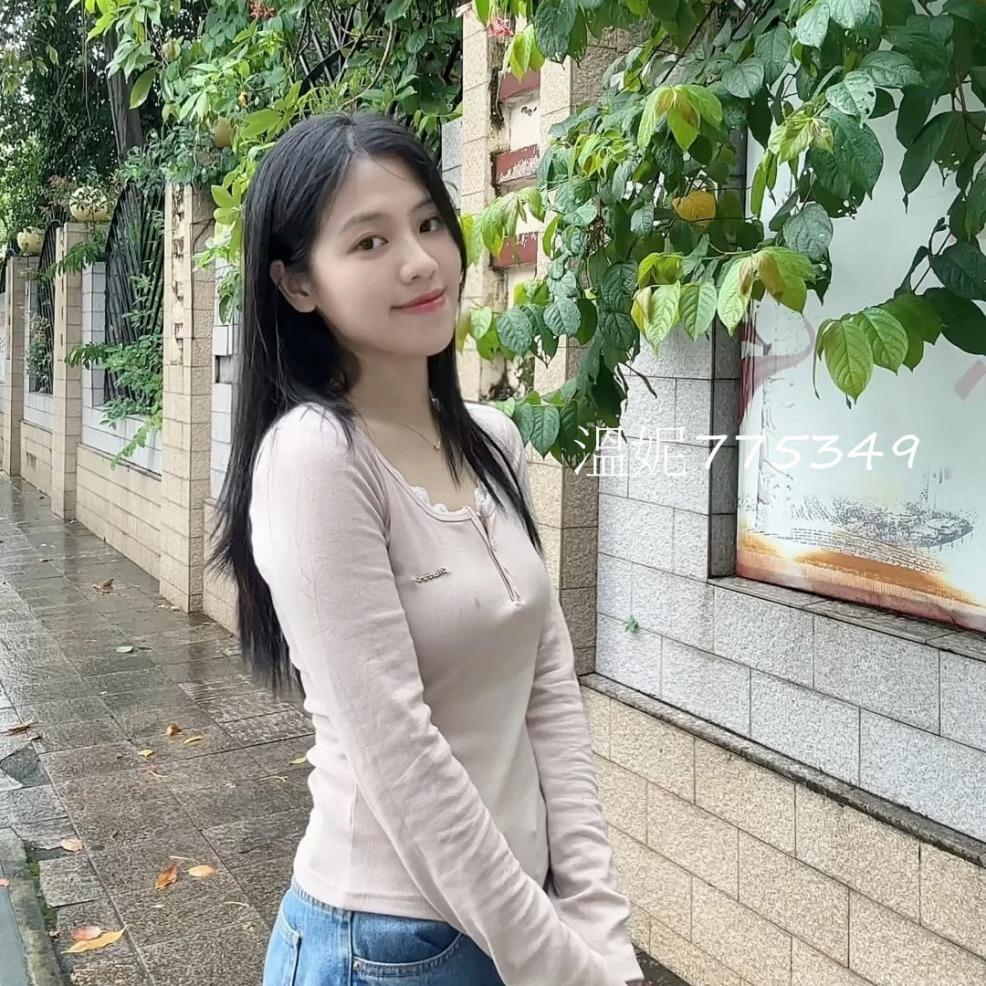 溫妮--中部歡樂外送茶 米可 158cm/C奶/46kg/25歲