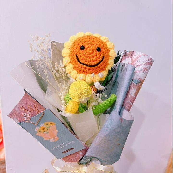 Rachel 不只有花 畢業花束、勾針花束、乾燥花束、向日葵花束、教師節花束