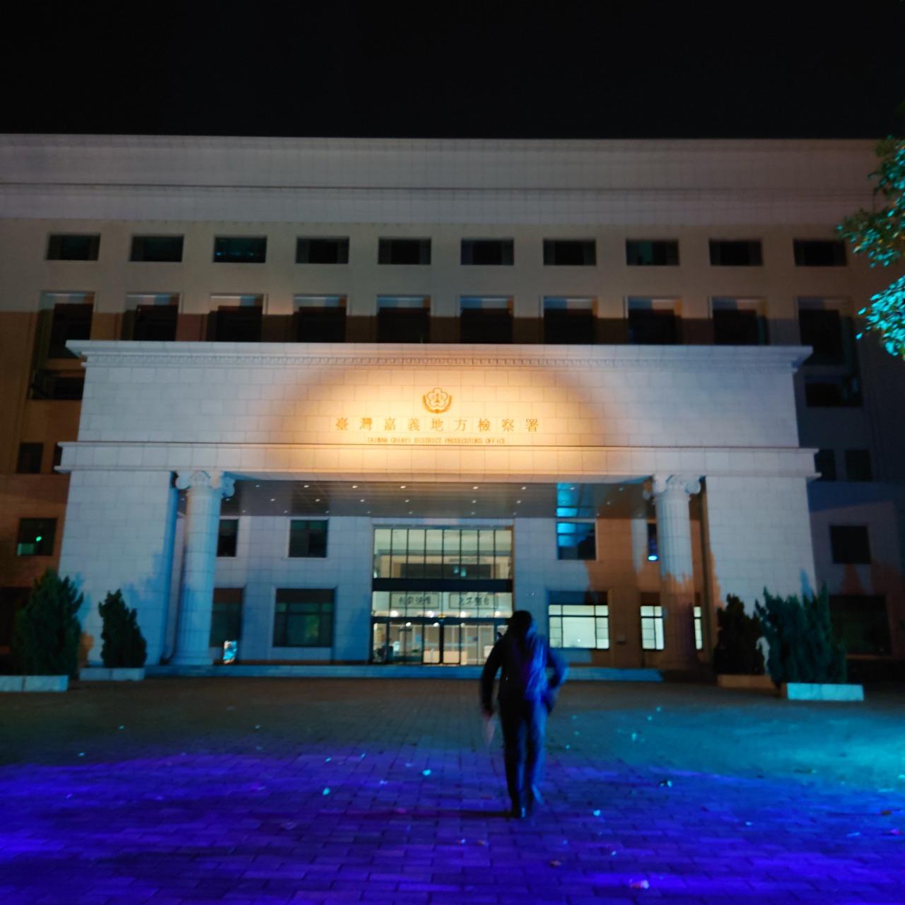 拍打夾娃娃機涉及犯罪? 詐欺、竊盜、毀損罪