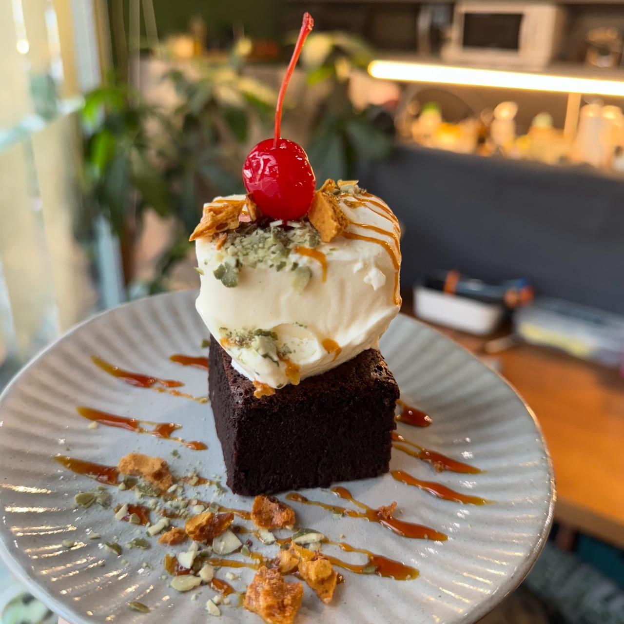 Twilight Green 樹林裏的綠夕