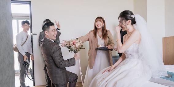 Susan珊珊-中英雙語主持人Bilingual Host 婚禮闖關協助氣氛＆控場