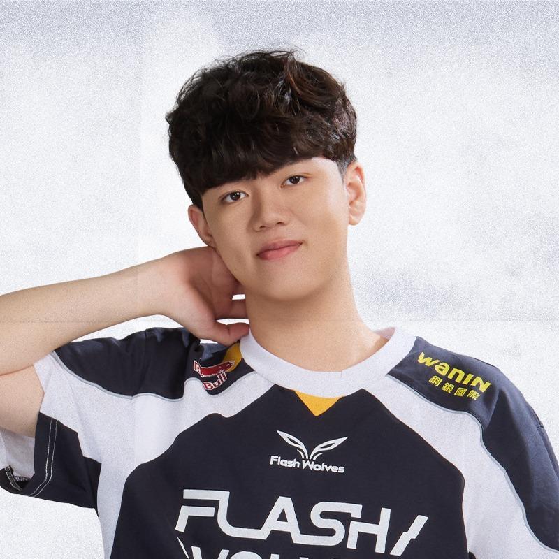 Flash Wolves 閃電狼職業電競隊 ADL | YuXiang