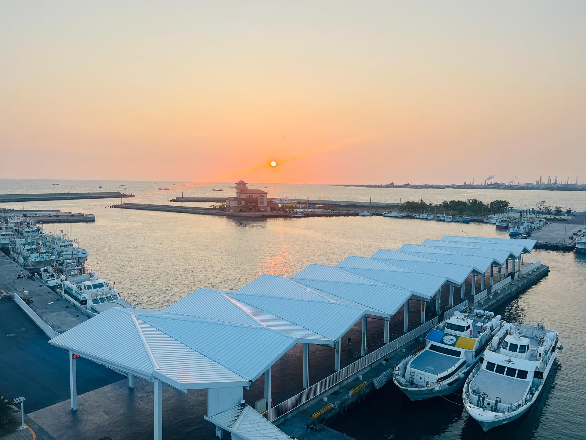 新園海洋航運園區 如何抵達點擊圖片