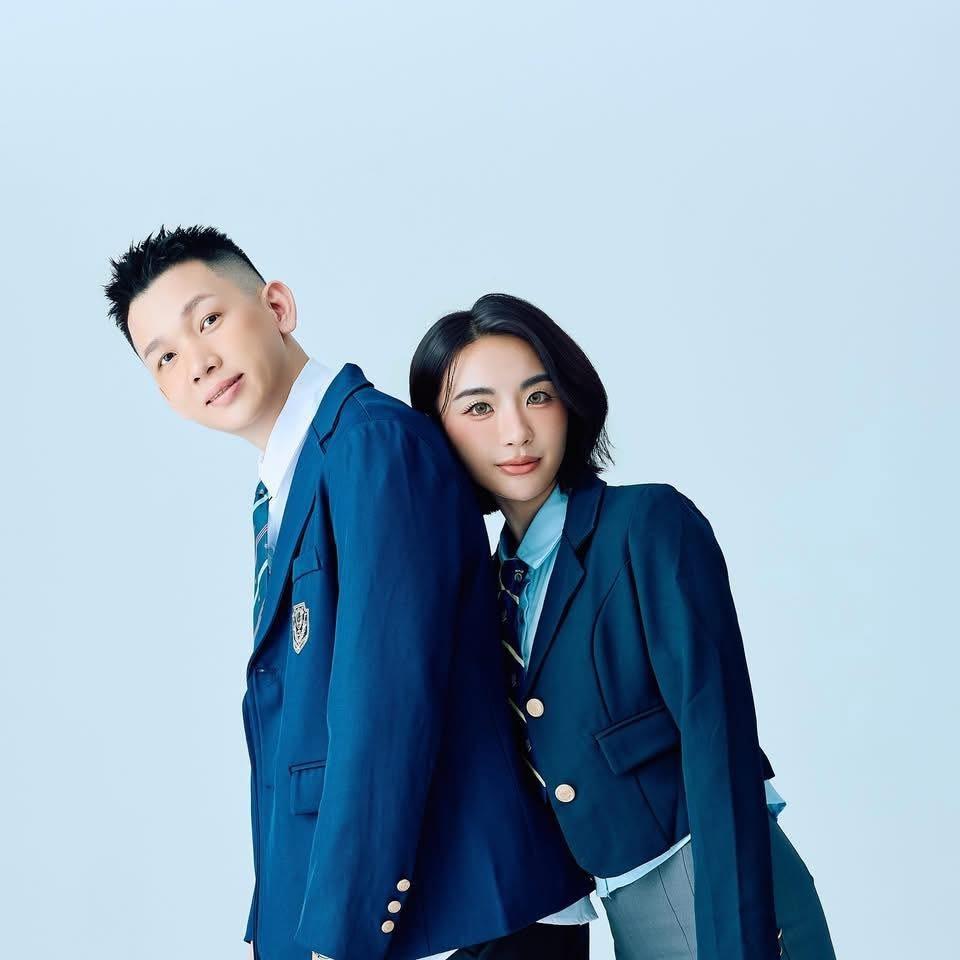 言言馮凱直播代購