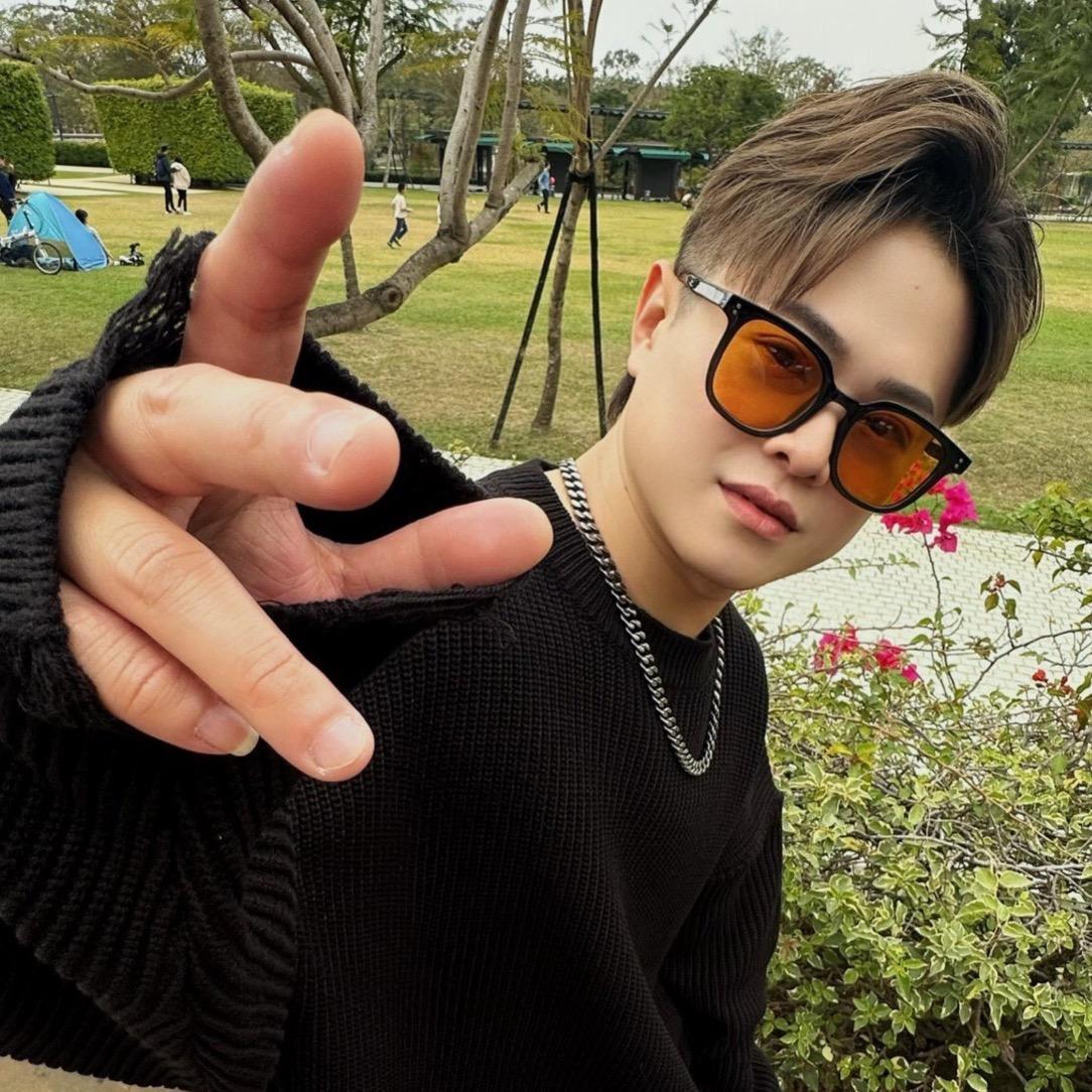 尤拿髮藝 台南成大館 台南染髮 台南燙髮 台南髮廊推薦 台南東區髮廊