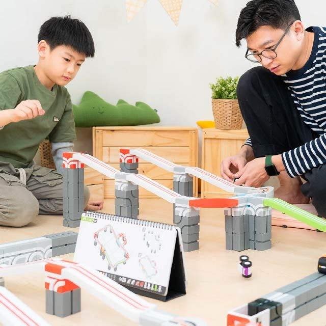 ----【詳細心得文】---- Qbi益智軌道磁吸玩具