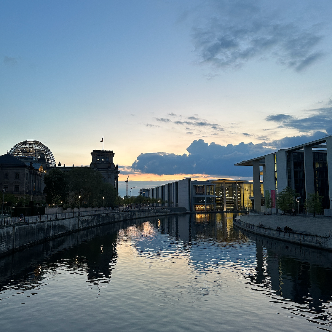 Jas新創世界旅人