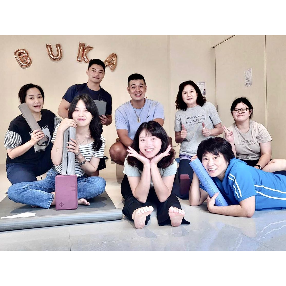 筋膜放鬆,滾筒按摩,布卡洗酸推拿