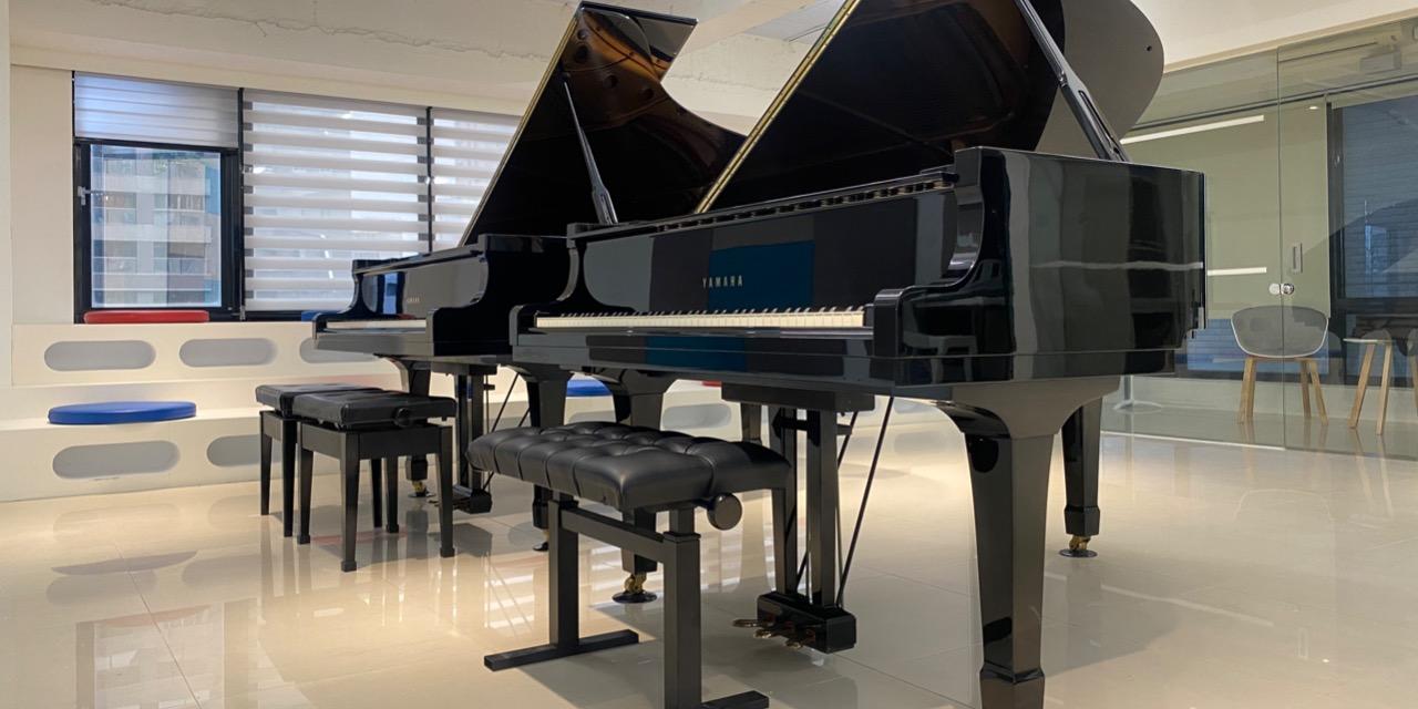 立恩音樂教室 雙鋼琴展演空間