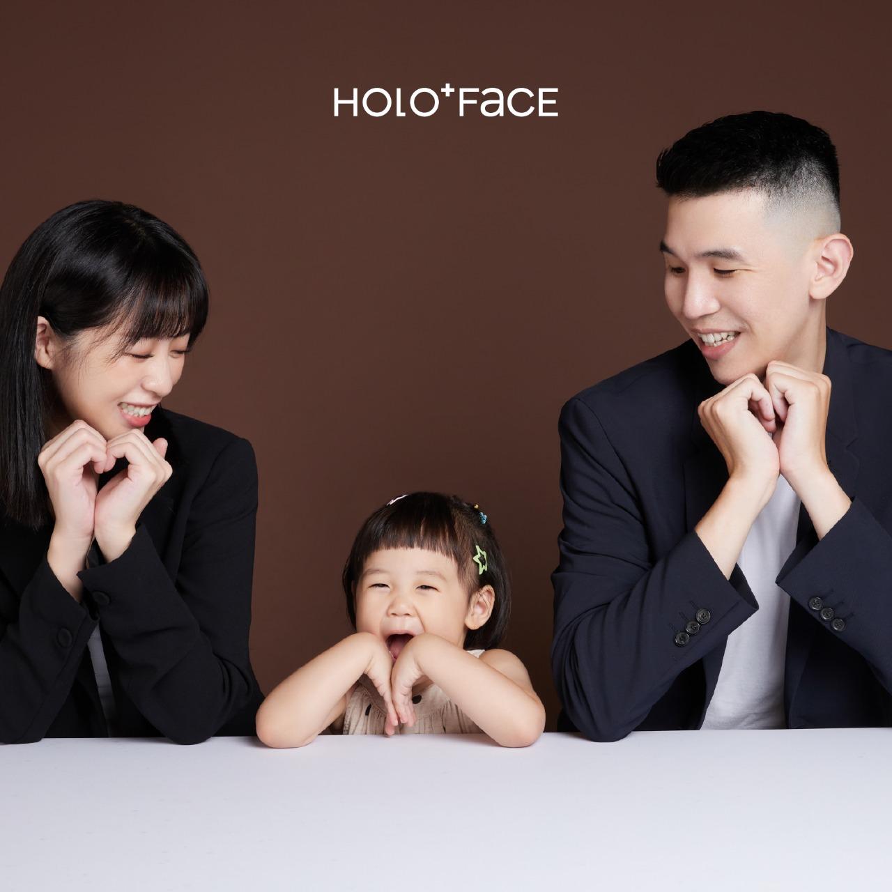 HOLO+FACE 全家福