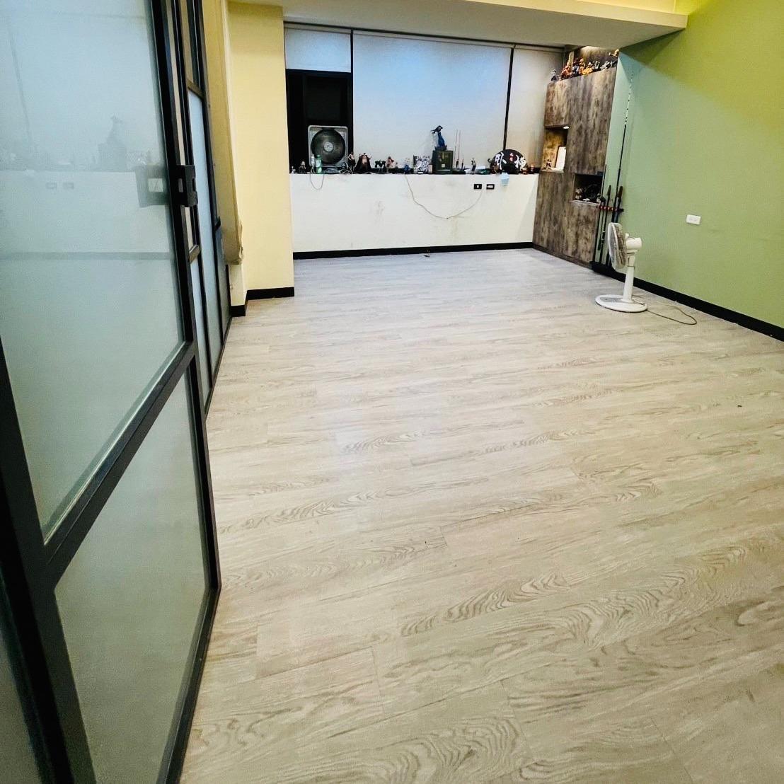 緯祥裝潢行_窗簾  / 塑膠地板 塑膠地板 / 打底