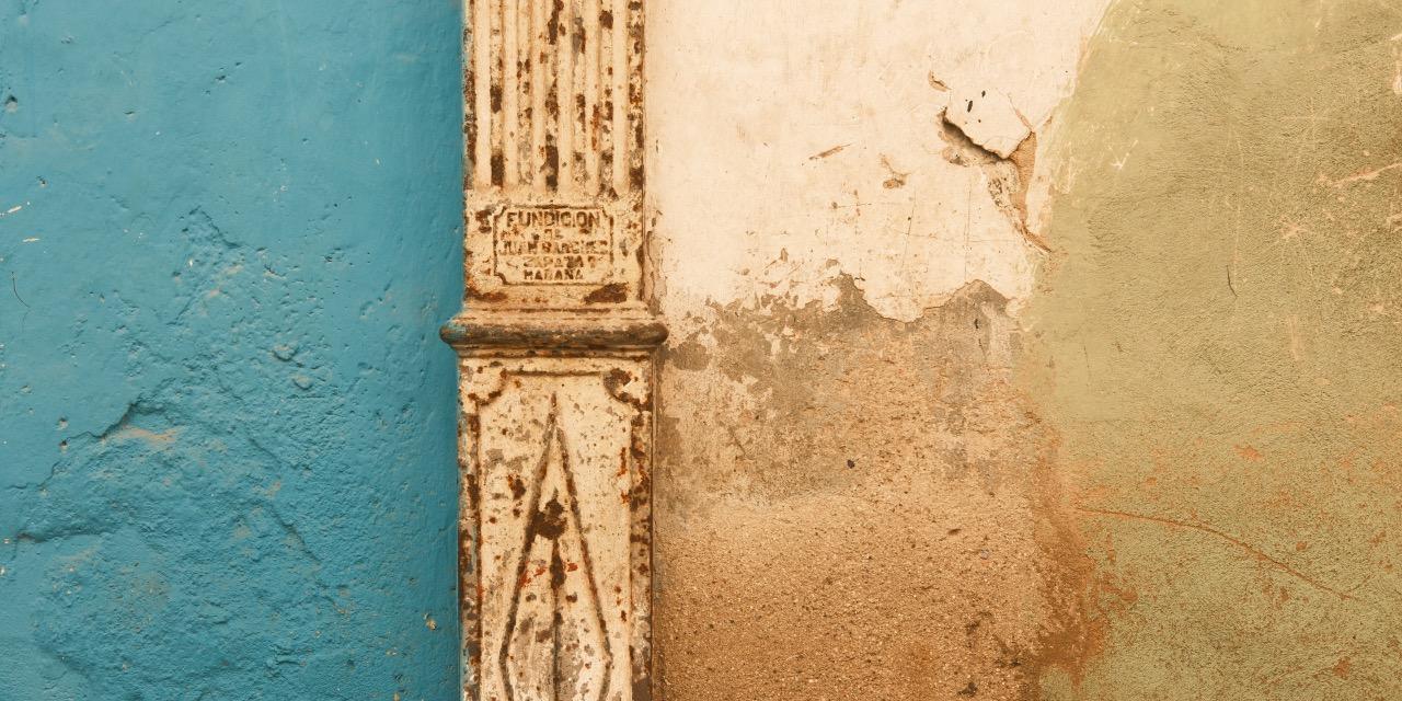 Yunlin Ku 古韻琳 new photography series

FLOWING THROUGH THE PATH