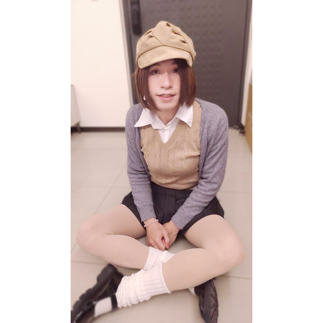 TinaTasiWei 這樣坐著也是很舒服