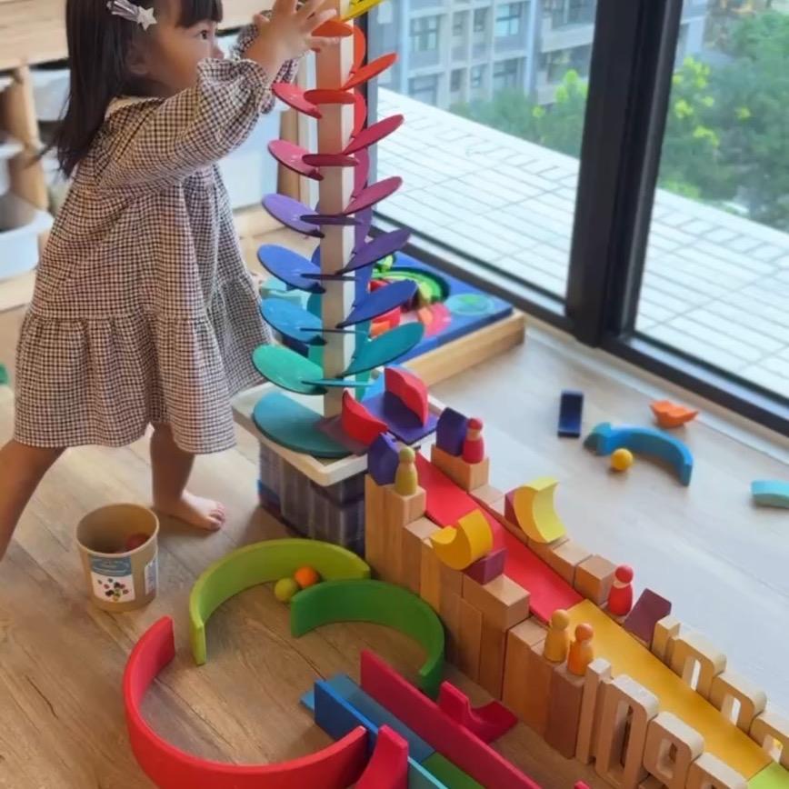 賽娜小姐_Sienna Grimms & Sumblox & 音樂樹 &Stapelstein堆疊石& Wobbel平衡板 &大力士～3/6