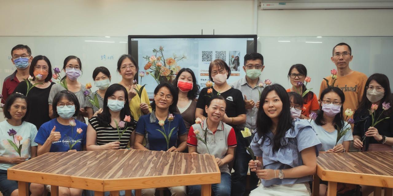 ViceVersa 水晶花室，以指尖記述自然，讓造花的靈魂在此相聚。 企業團體合作預約請來訊洽談