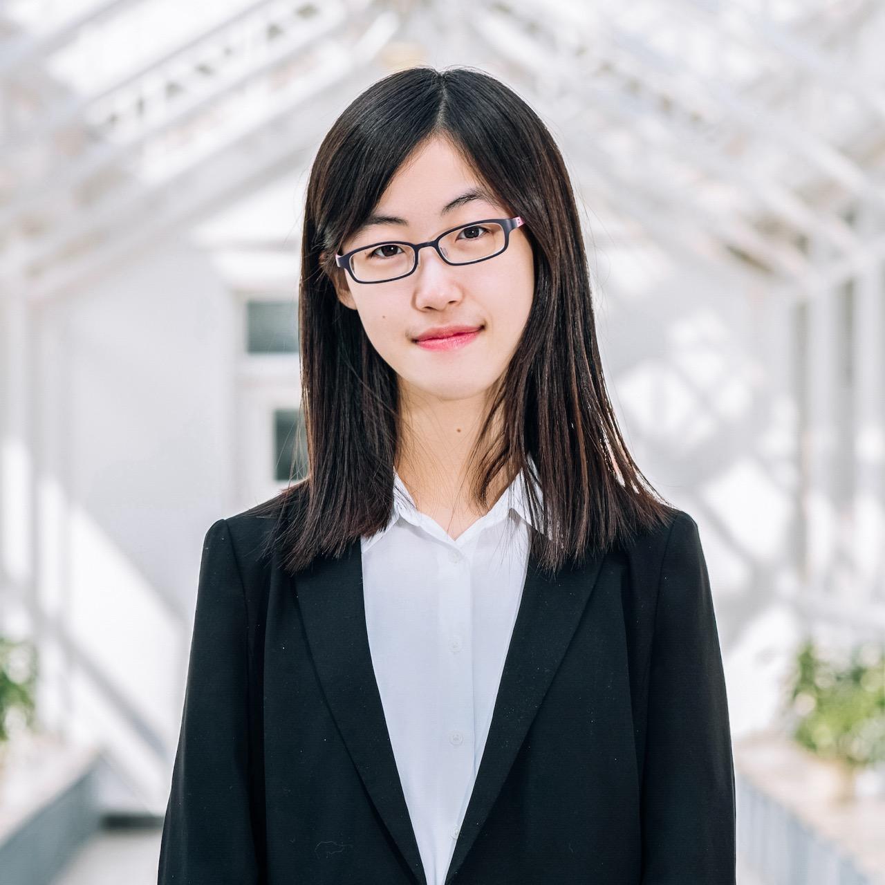 Artemis Huang / 黃琬婷