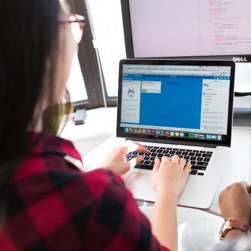 張媛雅 Doris 轉職軟體工程師