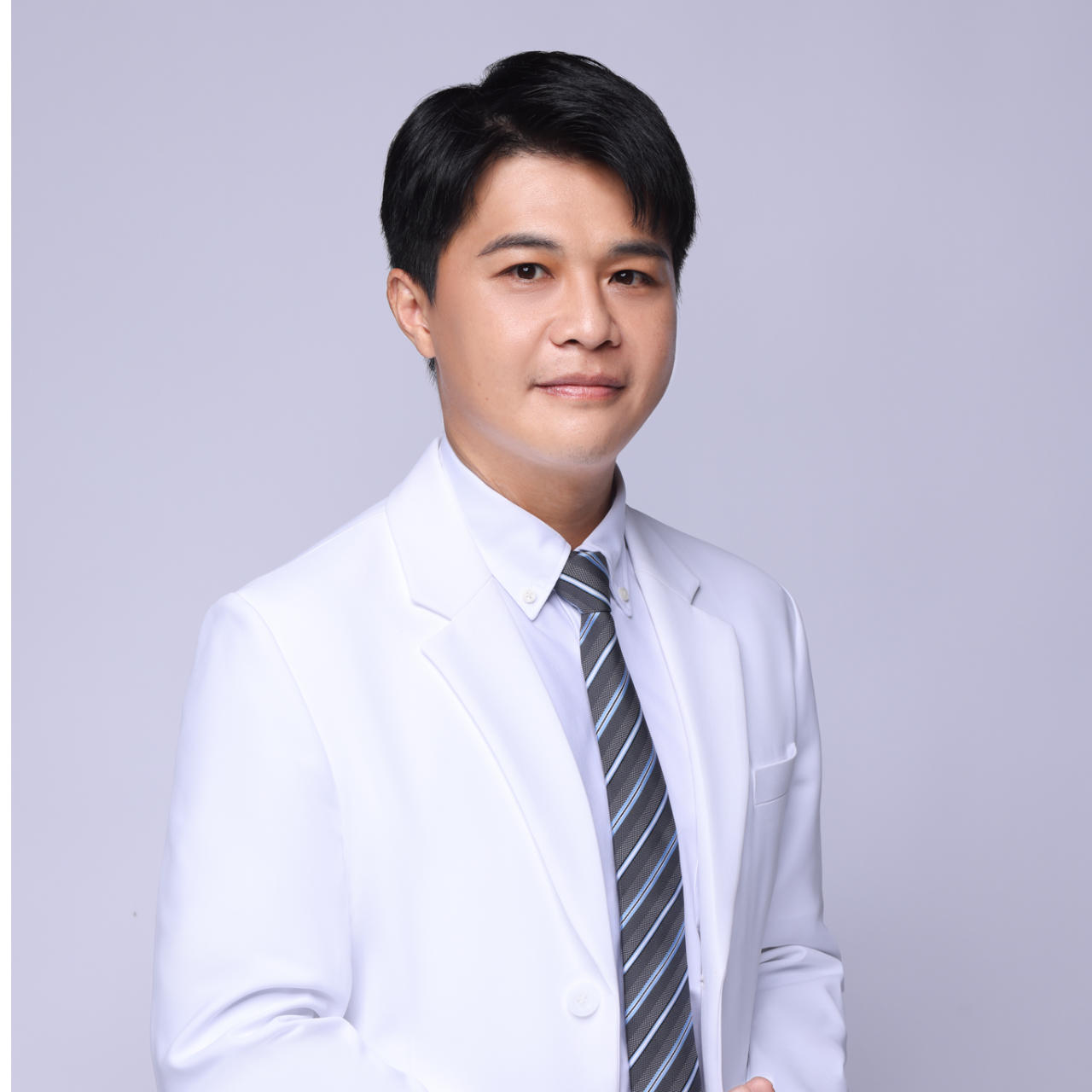 張益彰醫師 | 衛福部定牙髓病專科