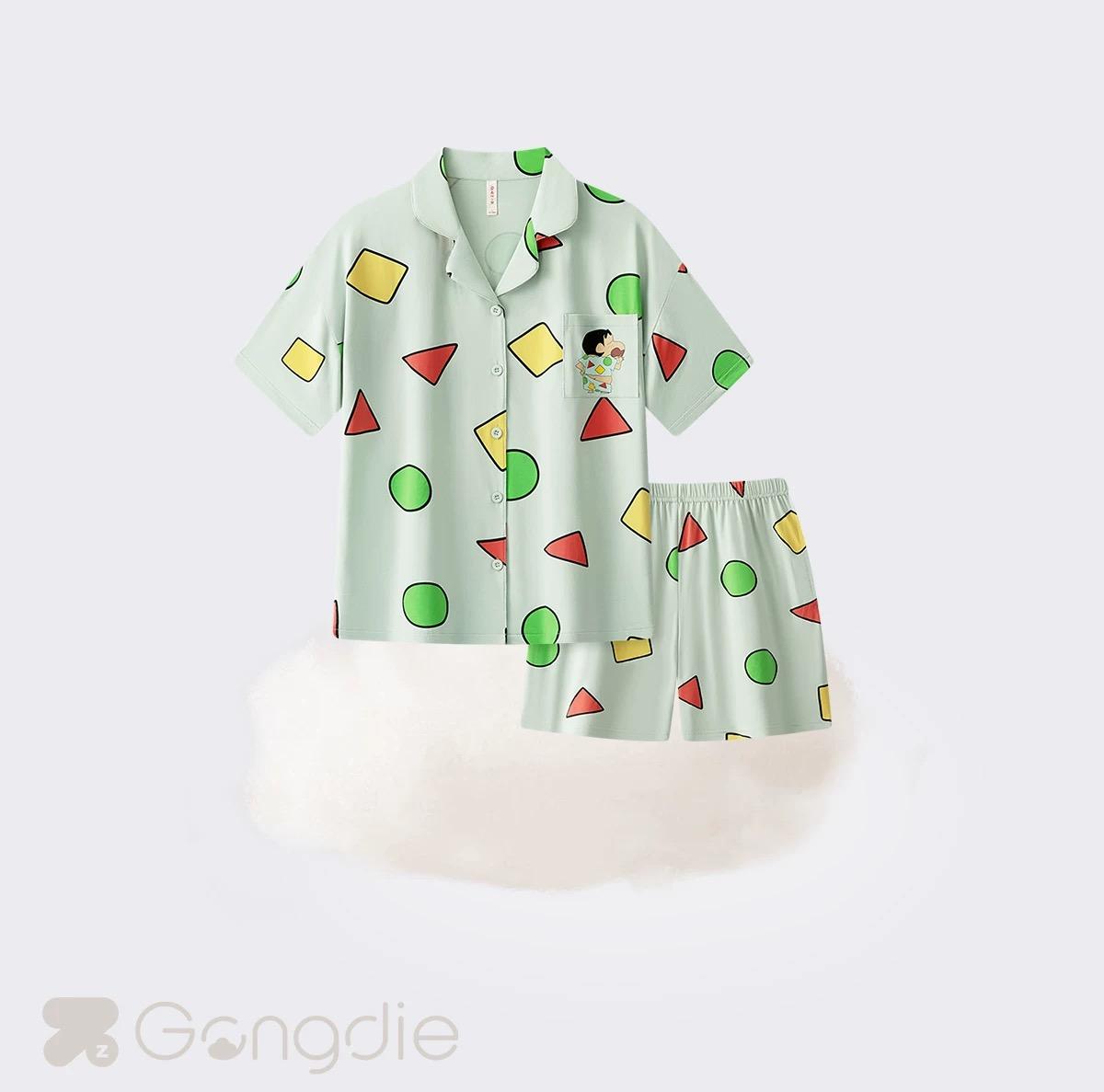 sunsetgoods 日落小物｜正版授權專賣店 《蠟筆小新》搶先預購🔥｜睡衣小新涼感居家服套組 NT$899