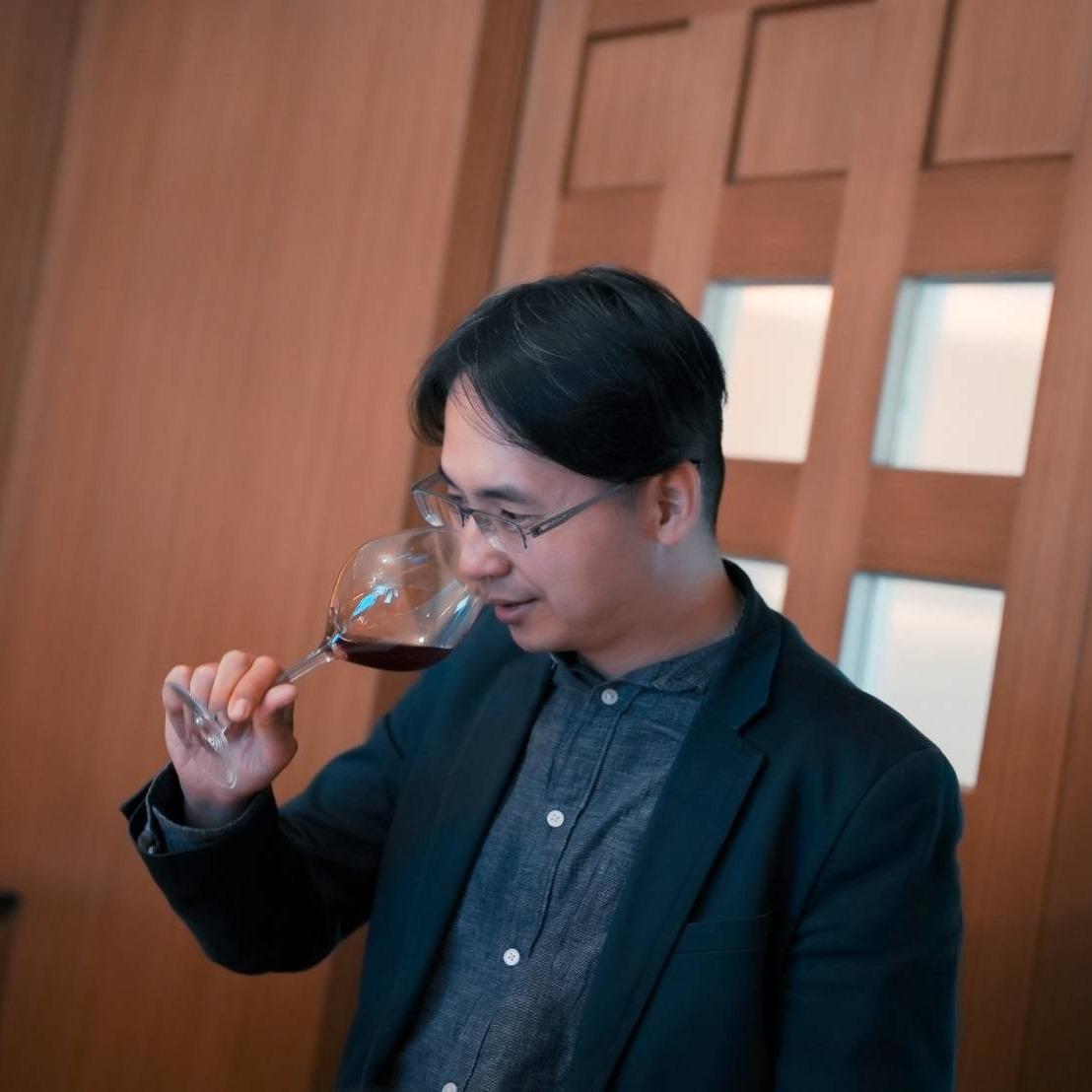 紅酒老六-咕嚕桑