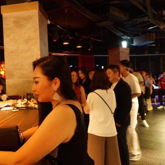#語言交流 #人脈活動 #台北活動 #台北派對 #單身趴 #台北語言交換 #空中酒吧 #台北練英文 #飯店酒吧 #高端社交 #夜店 #台北DJ #告別單身 #帥哥美女