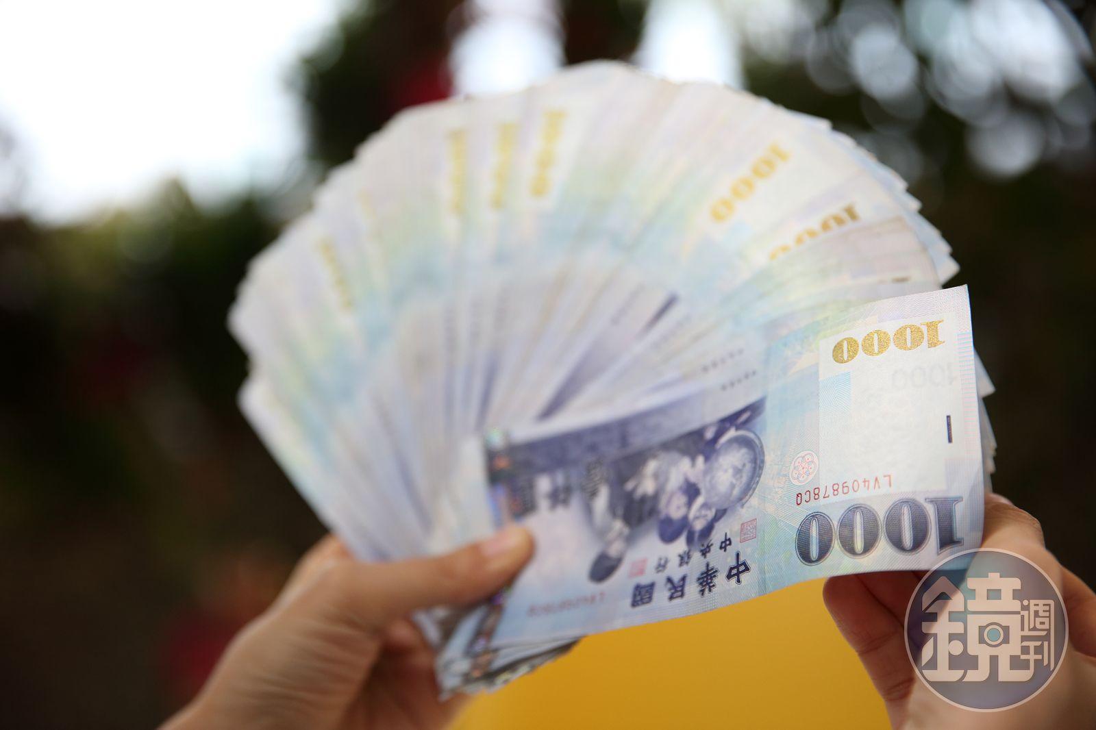 鏡週刊 5月報稅季已經開跑，不過隨著詐騙手法不斷更新，內政部提醒民眾在報稅時留意3種詐騙手法。