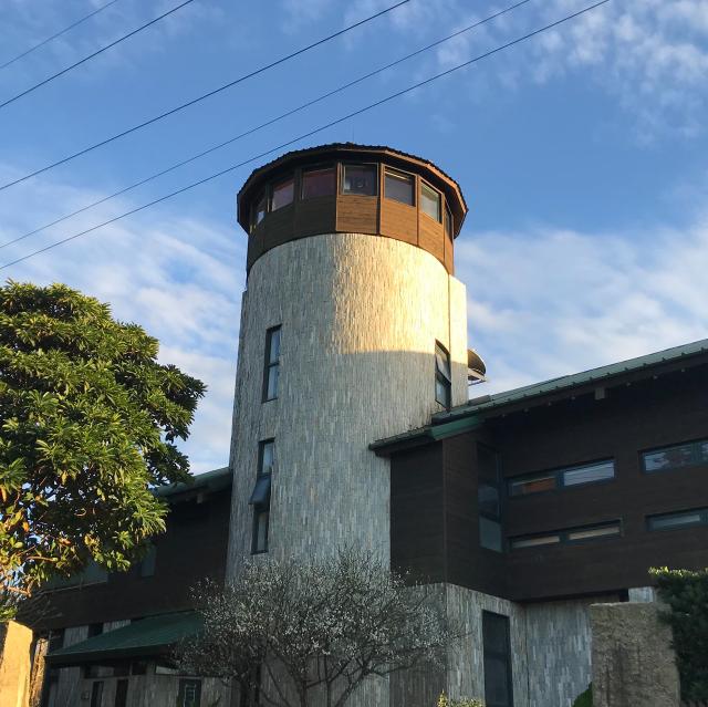 子隆山房