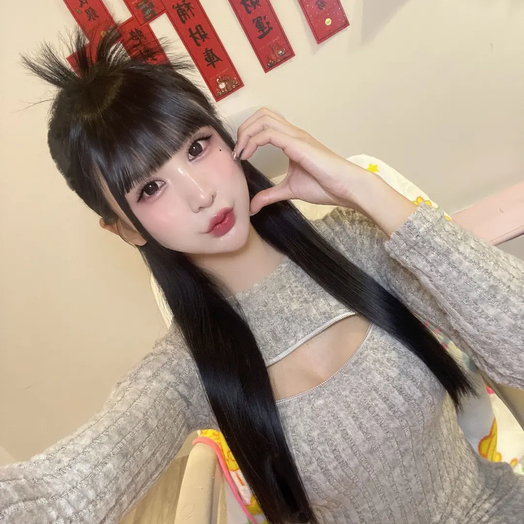 SWAG 質感系長腿女神 伊伊 @chloeebb