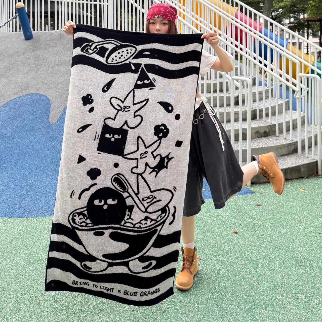 【BRING TO LIGHT x BLUE ORANGE 聯名靈魂出竅大浴巾】