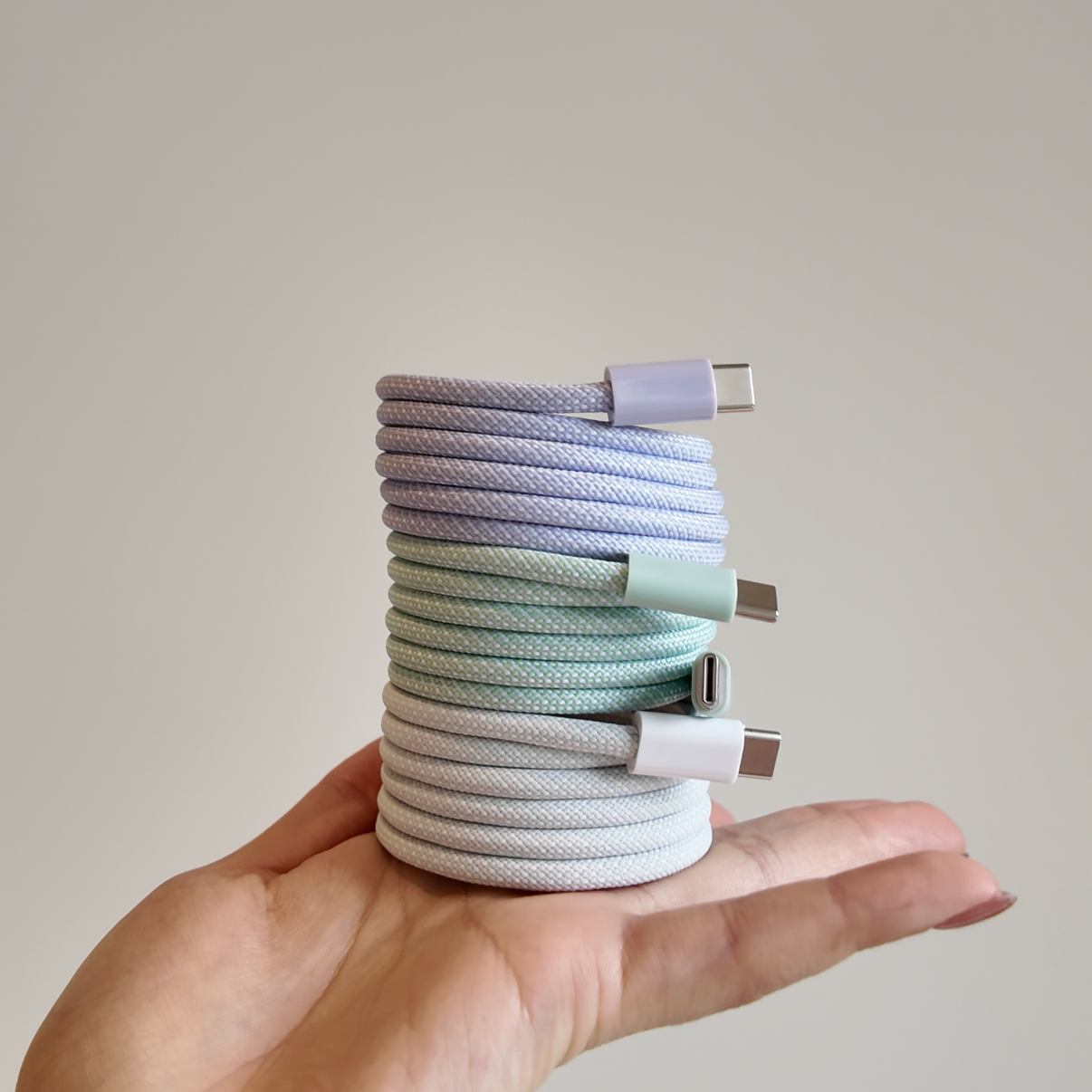 必買✨四合一磁吸式充電線、充電背繩、手機腳架