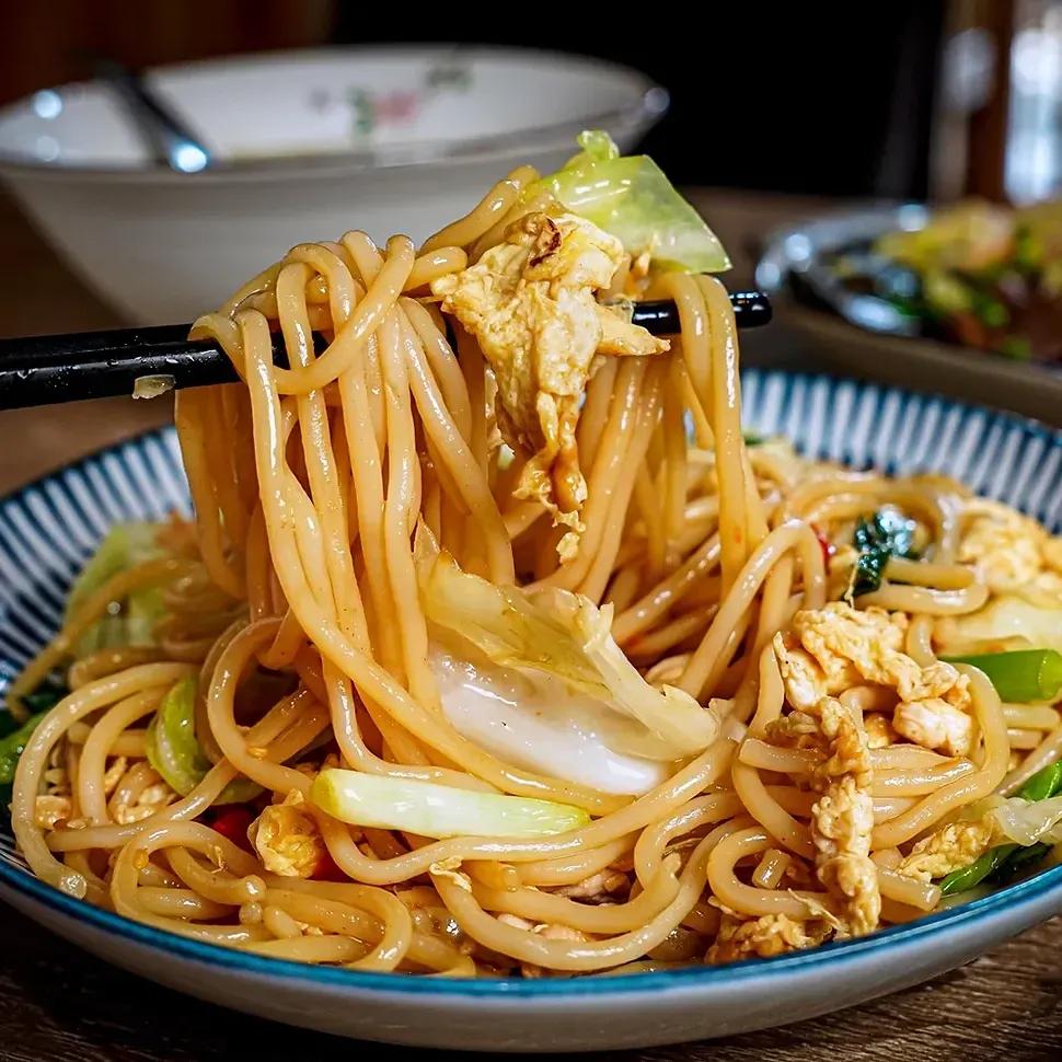 台南麵食餐廳 台南特色炒粉 台南炸醬麵  台南滷味小食 台南小麵殿