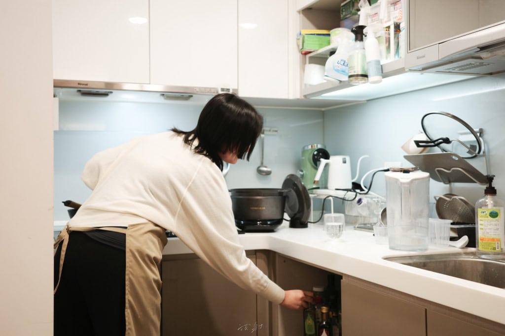 洪射（ㄧㄝˋ） 愛用品,廚房愛用品，小V鍋