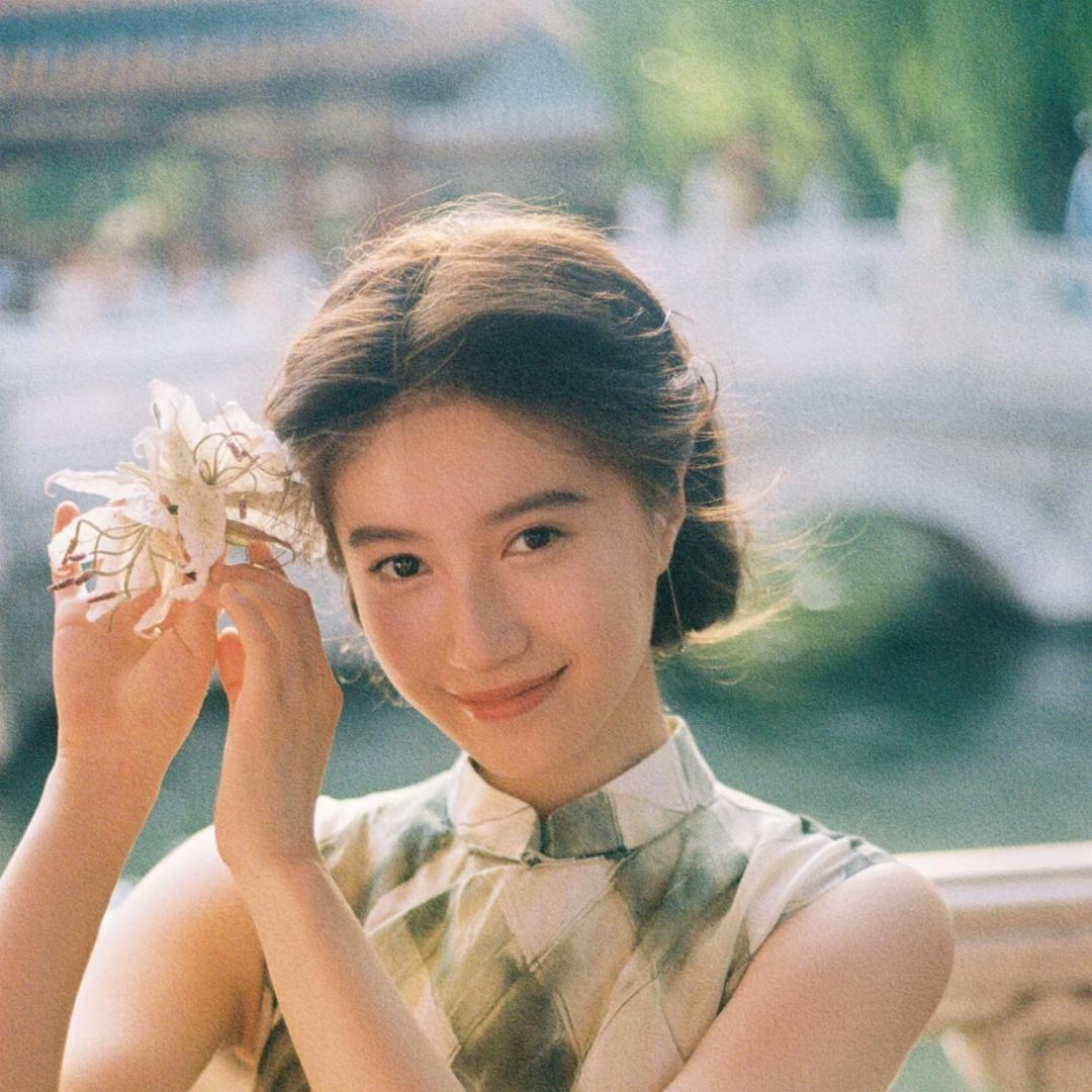 葦 《蠢姊妹》