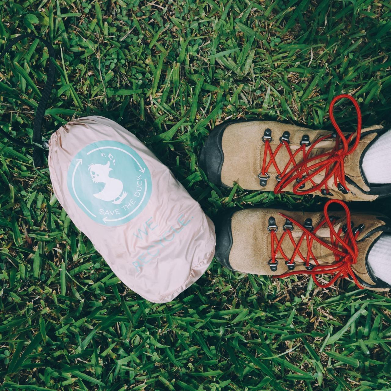 山女孩Kit（方妙） save the duck