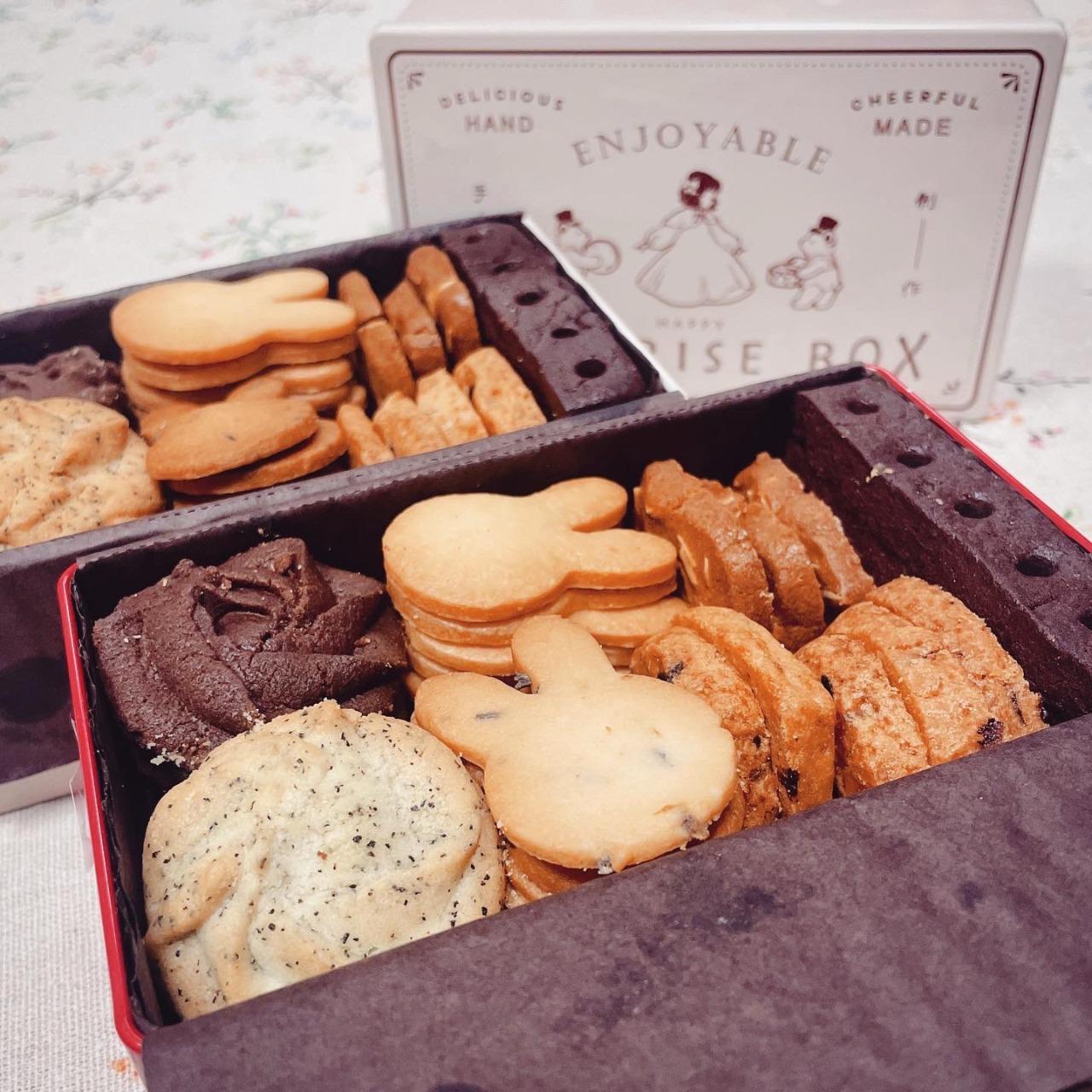 雷比與魔女之家 Rabbit Café 鐵盒餅乾