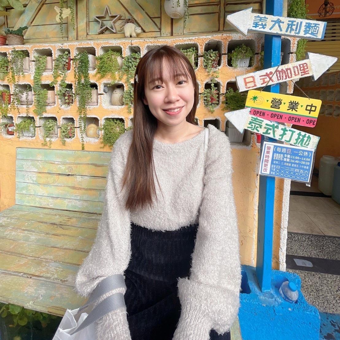 Omobaby 有我們陪你 YUYU 老師