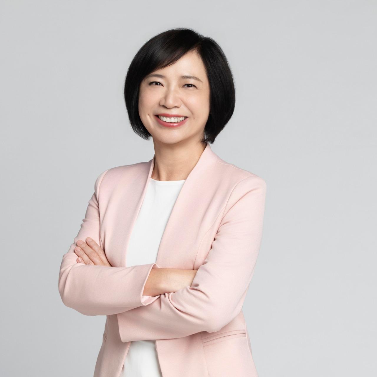 何欣純