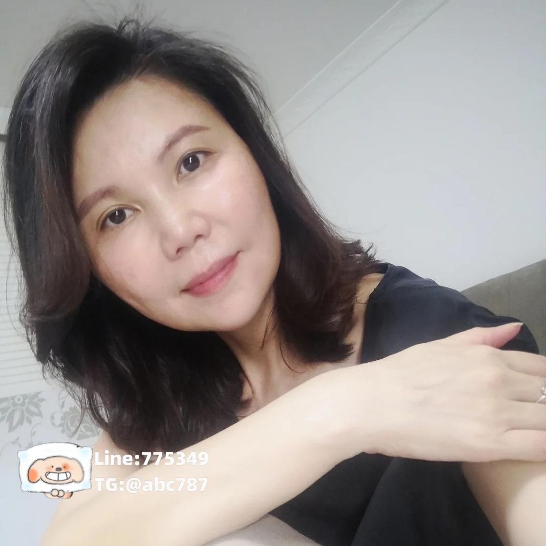 溫妮歡樂外送茶 婷姐 158cm/D奶/48kg/50歲