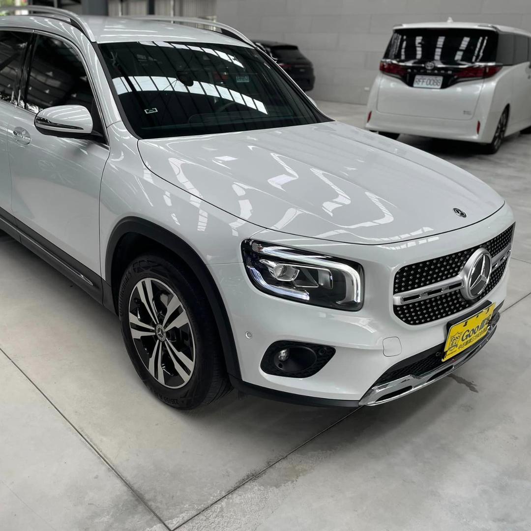 圓哲 汽車