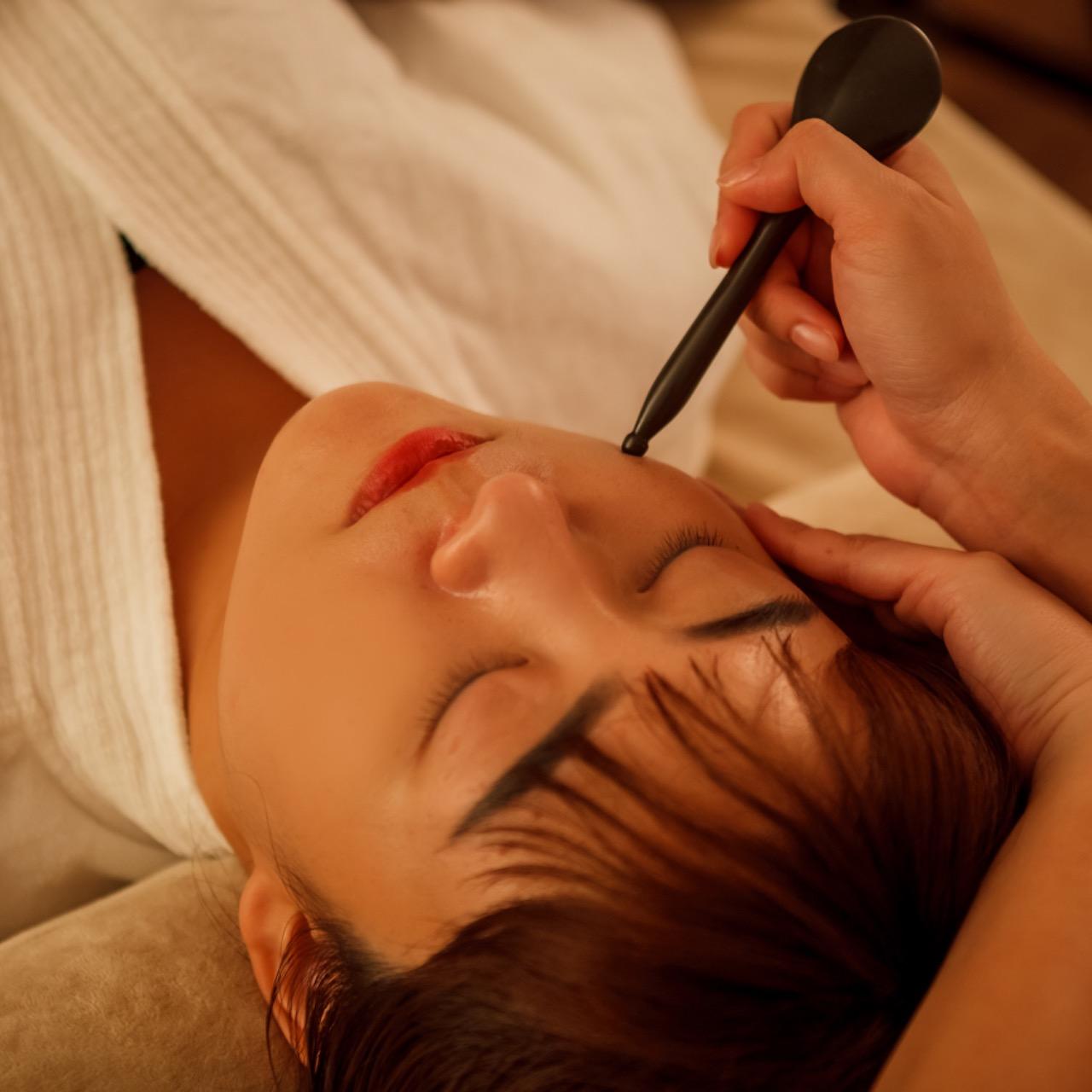 耳朵療癒專門 x 多元療癒空間 面部撥筋