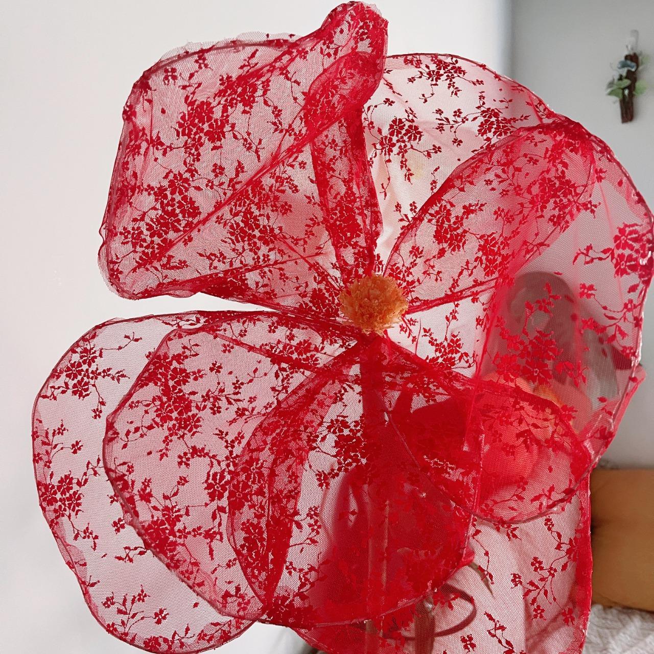 蕾絲花、紗花、紙花租借、巨型紙花、商場布置、婚禮布置、新竹