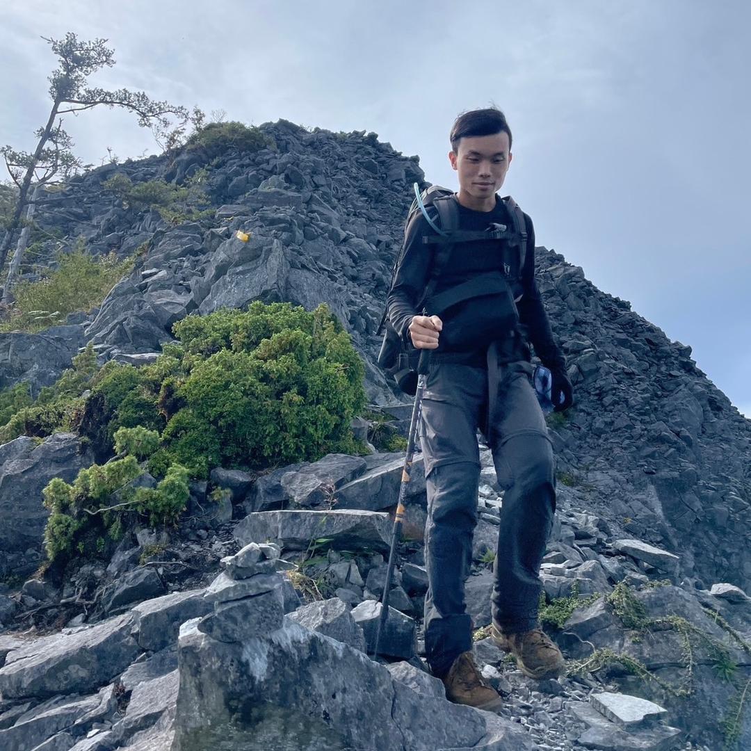 走啊來爬山 副團長 雨景