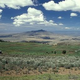 Encounter Great Rift Valley | Trekking volcanoes in Kenya - 10 Mar