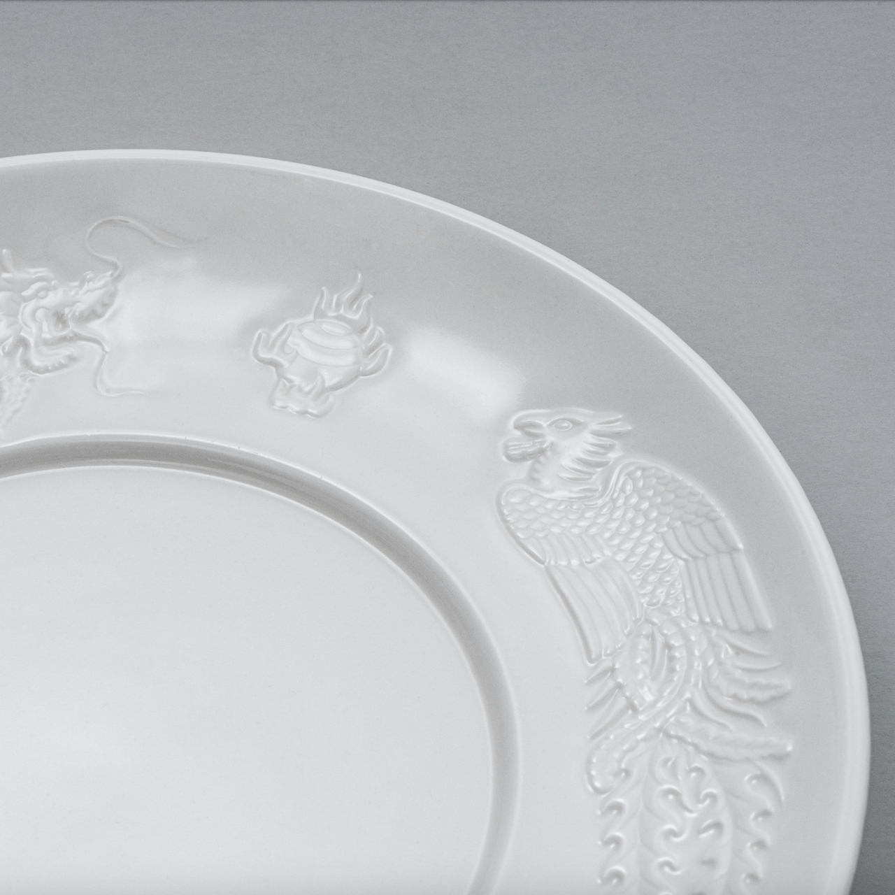 你的在線月老 捐款 NT$1314 即回饋《免洗食器》「龍鳳盤」陶瓷禮盒