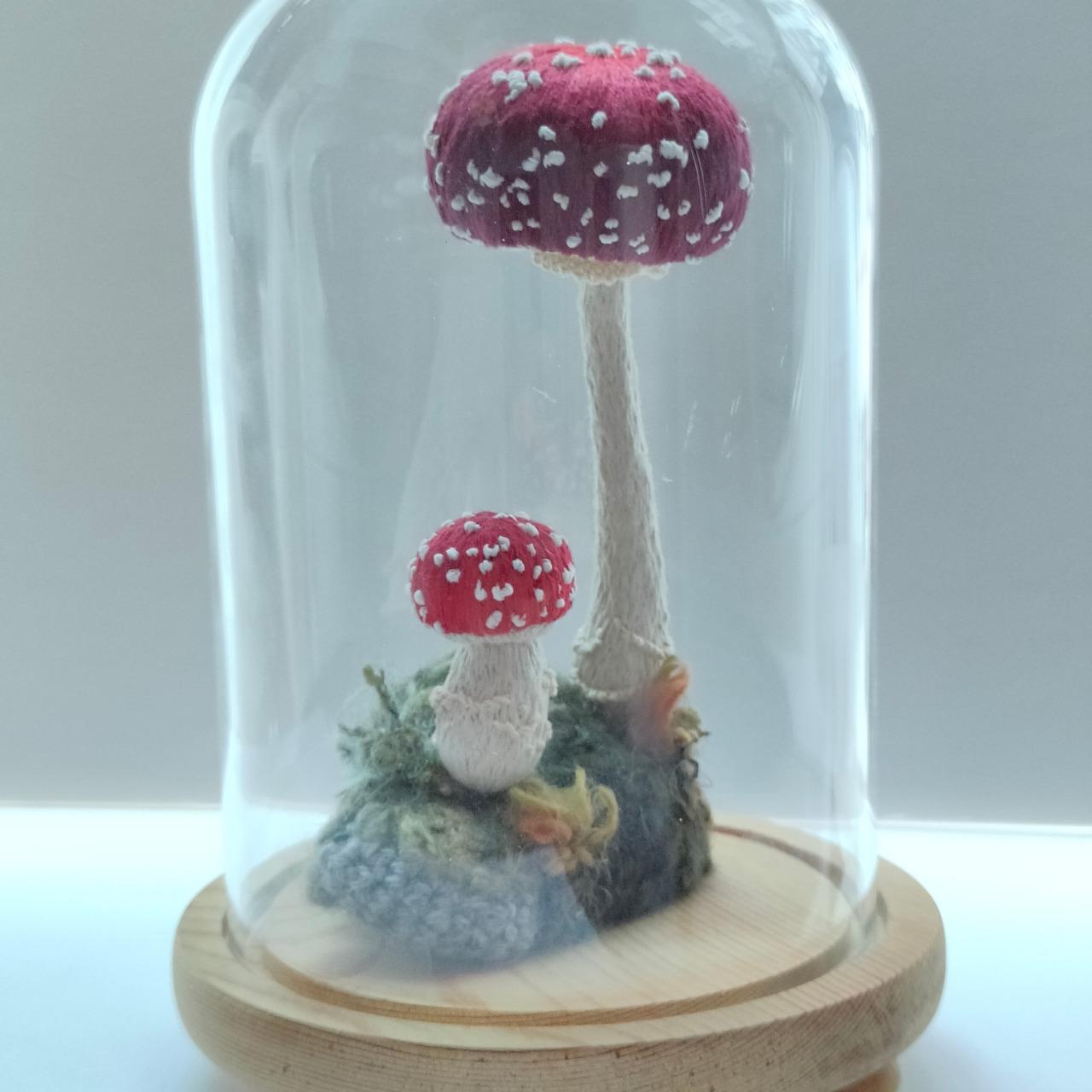 左翌設計 立體刺繡製作的毒蠅傘菇