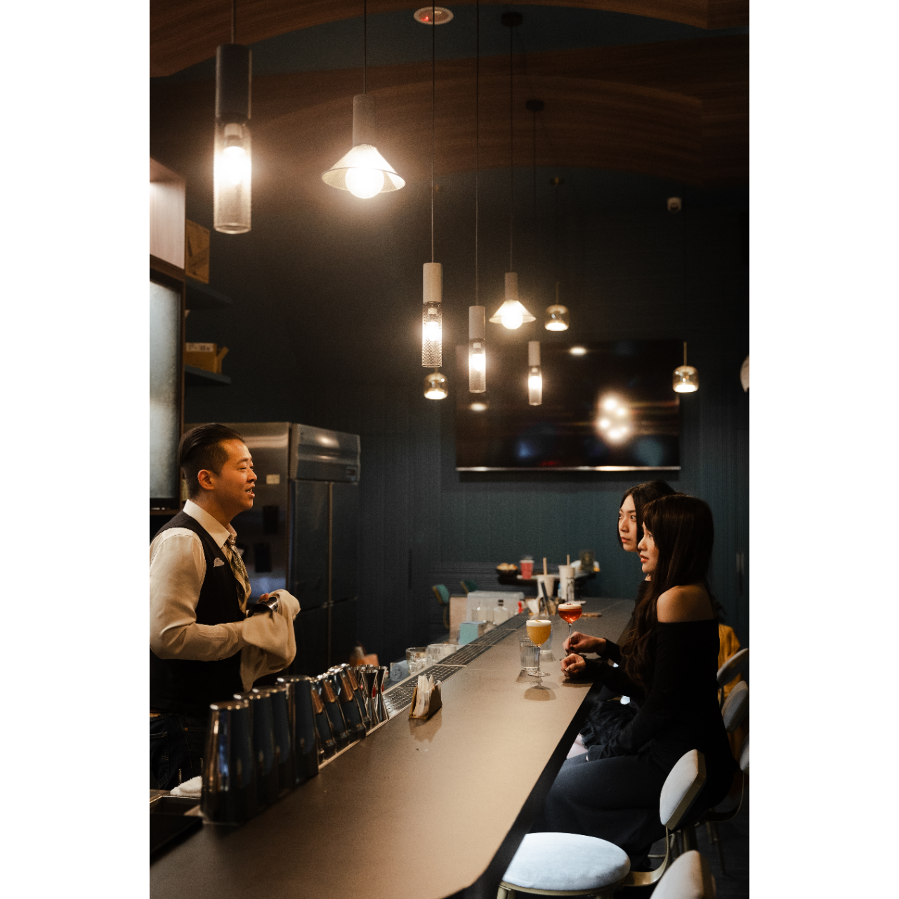 Real & Chill The Tasting Lounge