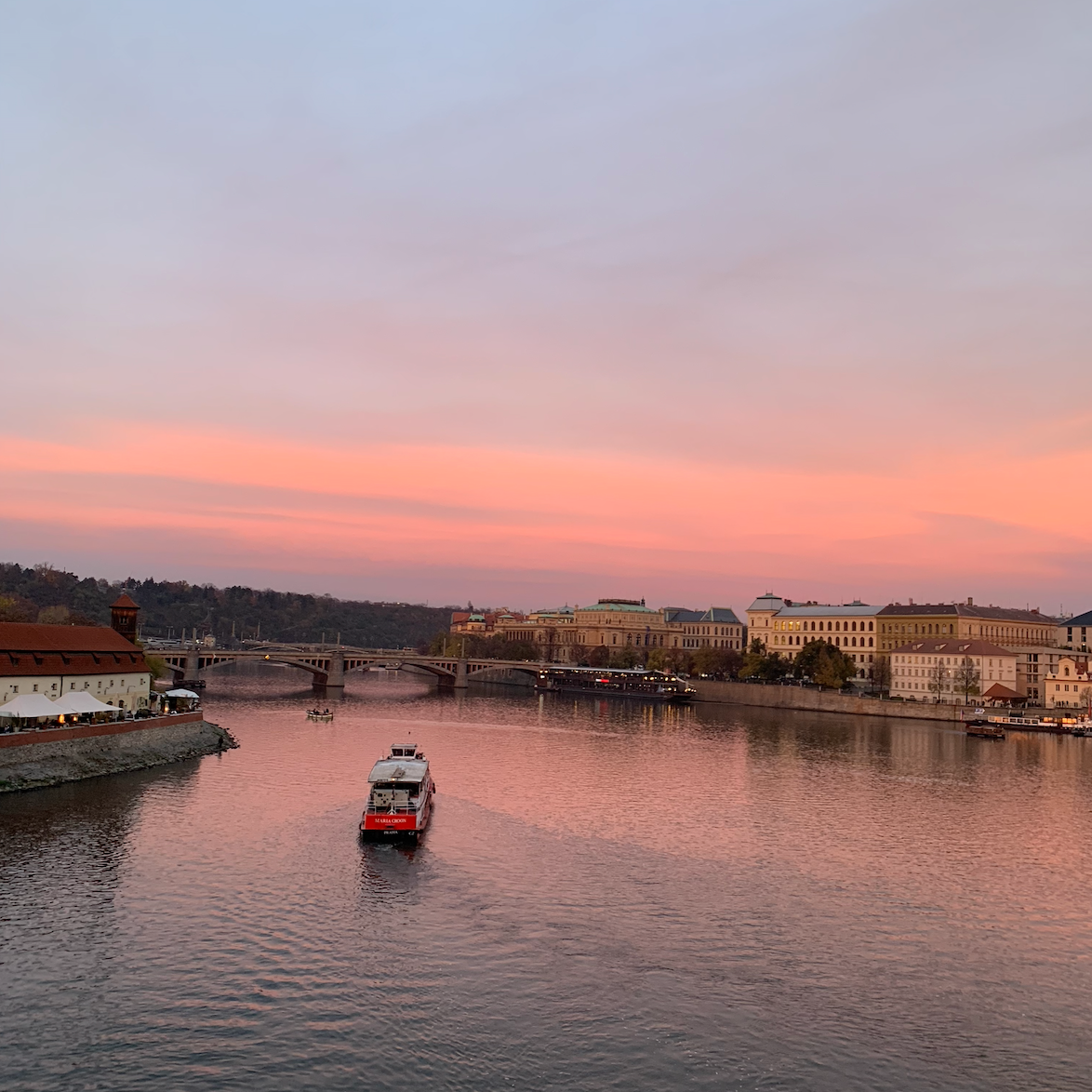 Jas新創世界旅人