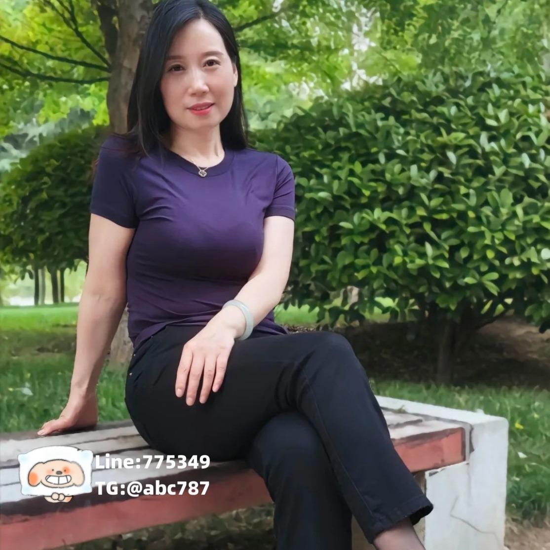 溫妮歡樂外送茶 巧利  157cm/D奶/46kg/38歲