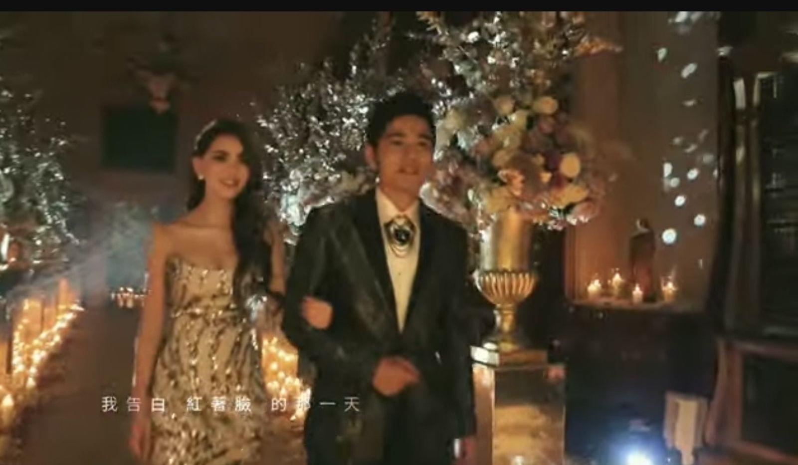 鏡週刊 隨著新歌〈I Do〉MV釋出，周杰倫求婚昆凌的影片曝光。