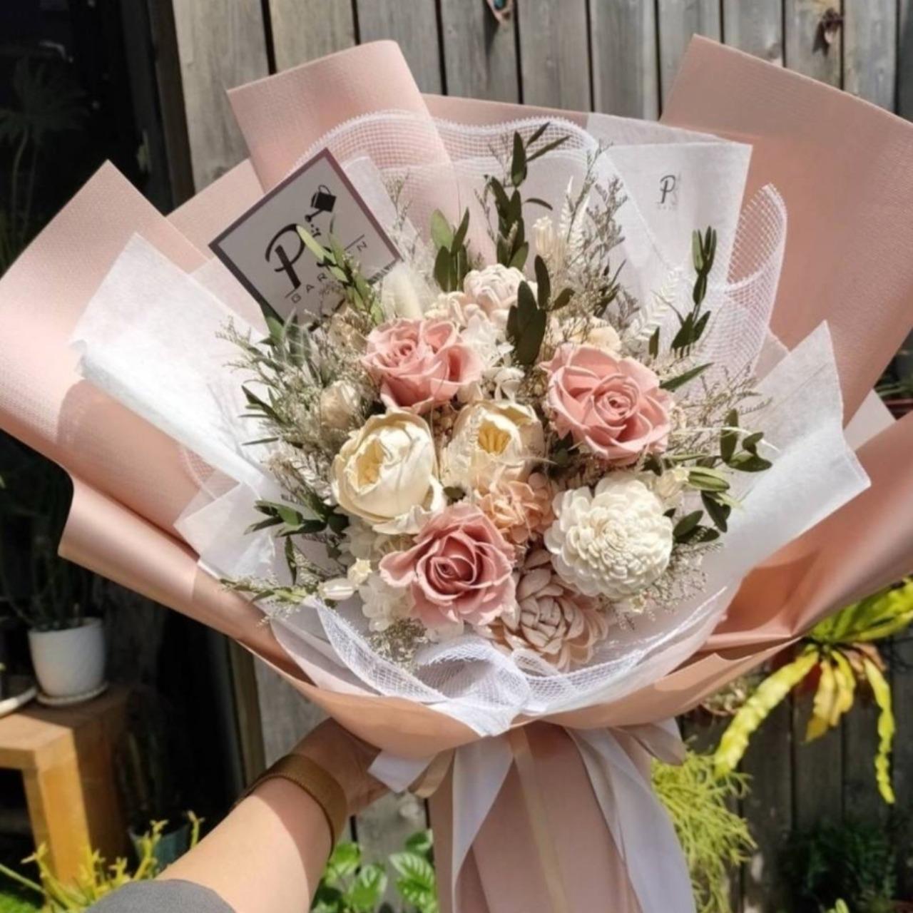 Ps blooom 光合花浦 Ps blooom 光合花浦 竹北永生花推薦 - 經典乾燥花束：情人節、母親節、畢業季、紀念日送禮，記錄不凋謝的美好回憶。